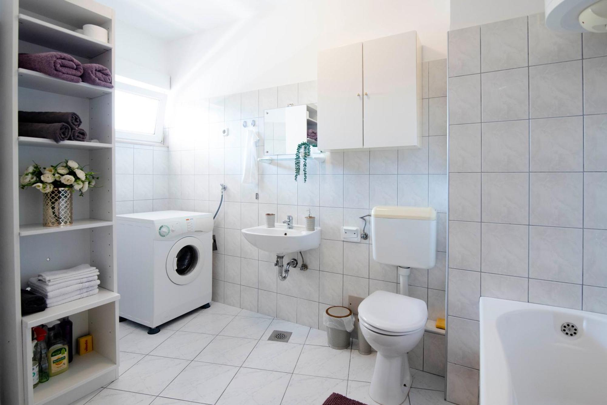 Apartman Karla Sinj Esterno foto