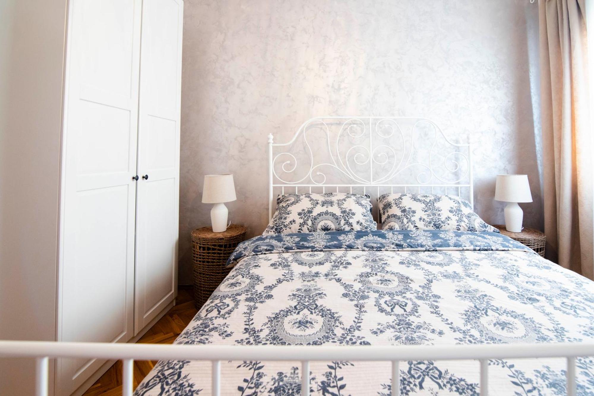 Apartman Karla Sinj Esterno foto